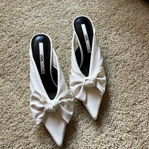Zara White Kitten Heeled Bow Mules